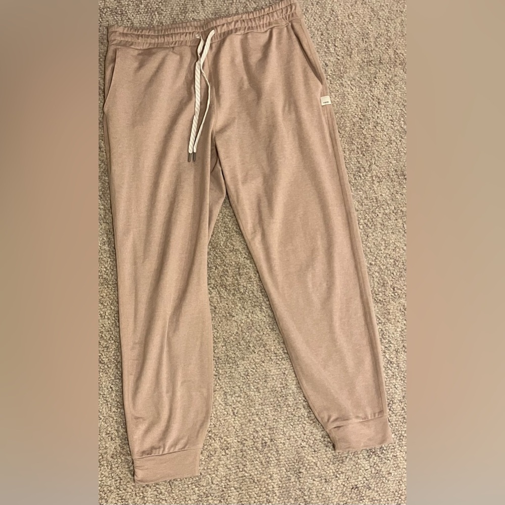 Vuori Performance Jogger - Picture 2 of 4